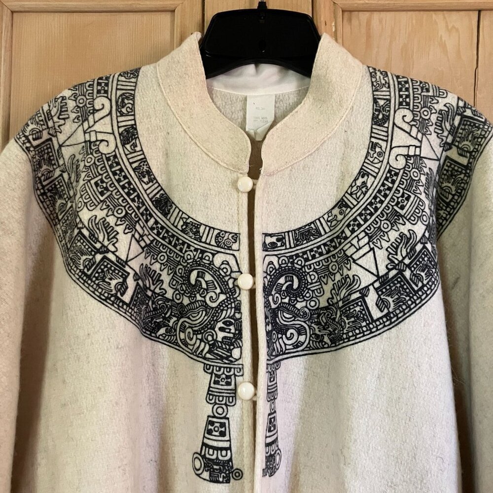 Vintage 70s Womens Mayan Calendar Wool Cape Poncho Jacket Size Os Beige Fa Exc